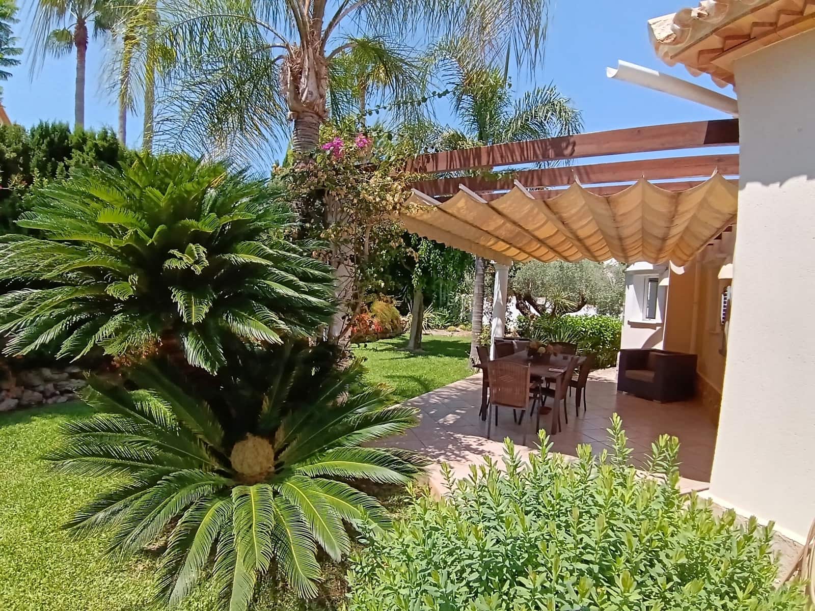 5 soveværelse Villa til salg i Pedreguer med swimmingpool - € 960.000 (Ref: 9170442)