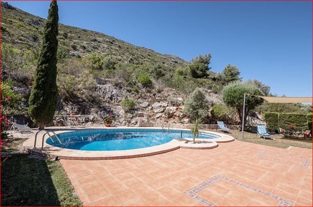 5 soverom Villa til salgs i La Xara - La Sella, Dénia med svømmebasseng garasje - € 850 000 (Ref: 9238792)