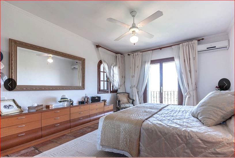 5 soverom Villa til salgs i Denia med svømmebasseng garasje - € 850 000 (Ref: 9238792)