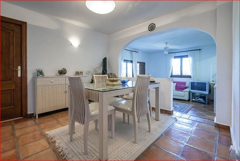 5 soverom Villa til salgs i Denia med svømmebasseng garasje - € 850 000 (Ref: 9238792)