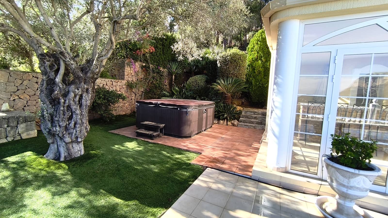 6 chambre Villa/Maison à vendre à Denia avec piscine garage - 1 400 000 € (Ref: 9401749)