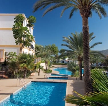 2 chambre Bungalow à vendre à Denia avec piscine garage - 285 000 € (Ref: 9447023)