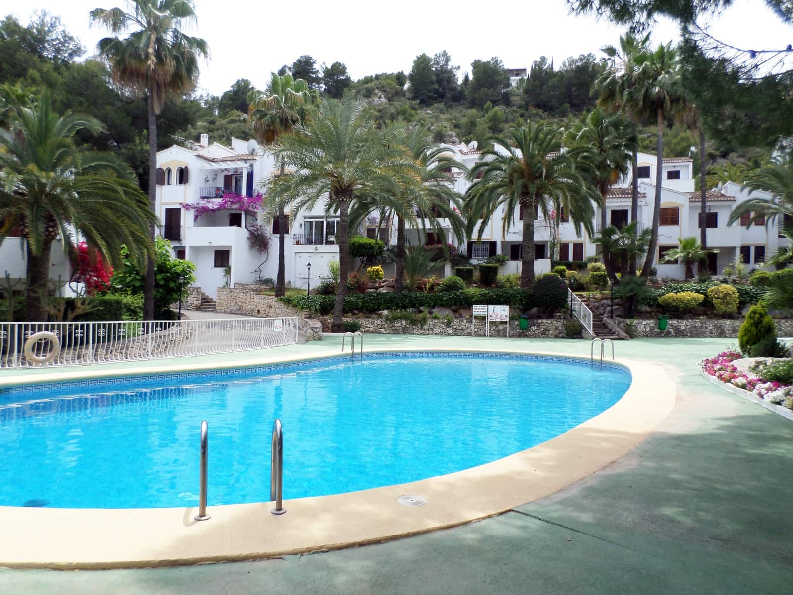 2 chambre Bungalow à vendre à Denia avec piscine garage - 285 000 € (Ref: 9447023)