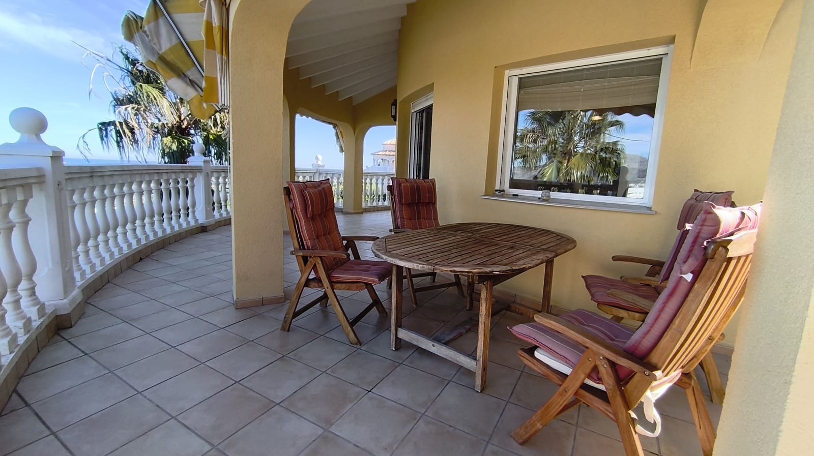 3 sypialnia Willa na sprzedaż w Denia z basenem - 675 000 € (Ref: 9623177)