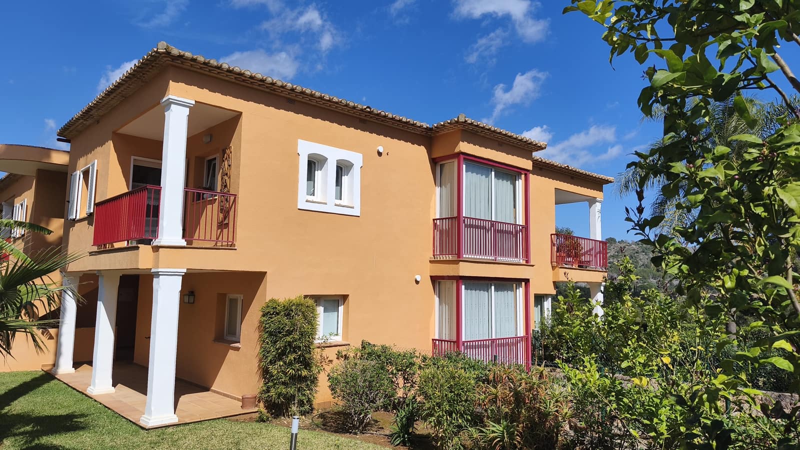 2 slaapkamer Appartement te koop in Denia met zwembad garage - € 349.950 (Ref: 9668314)