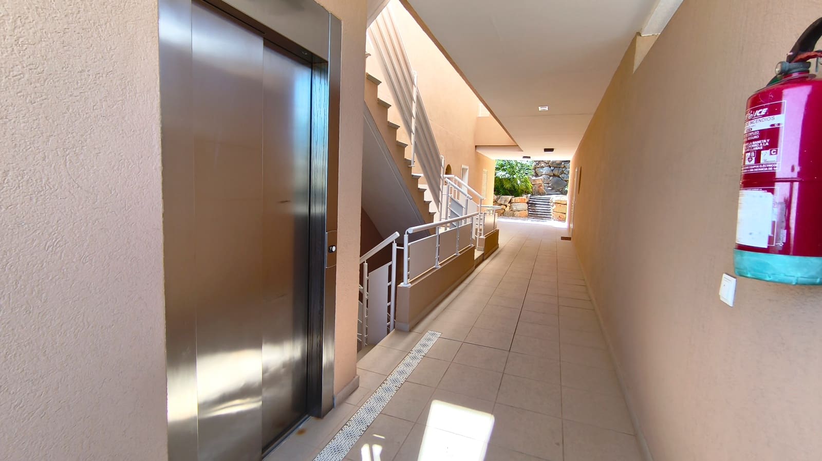 3 bedroom Apartment for sale in Denia with pool garage - € 550,000 (Ref: 9865887)