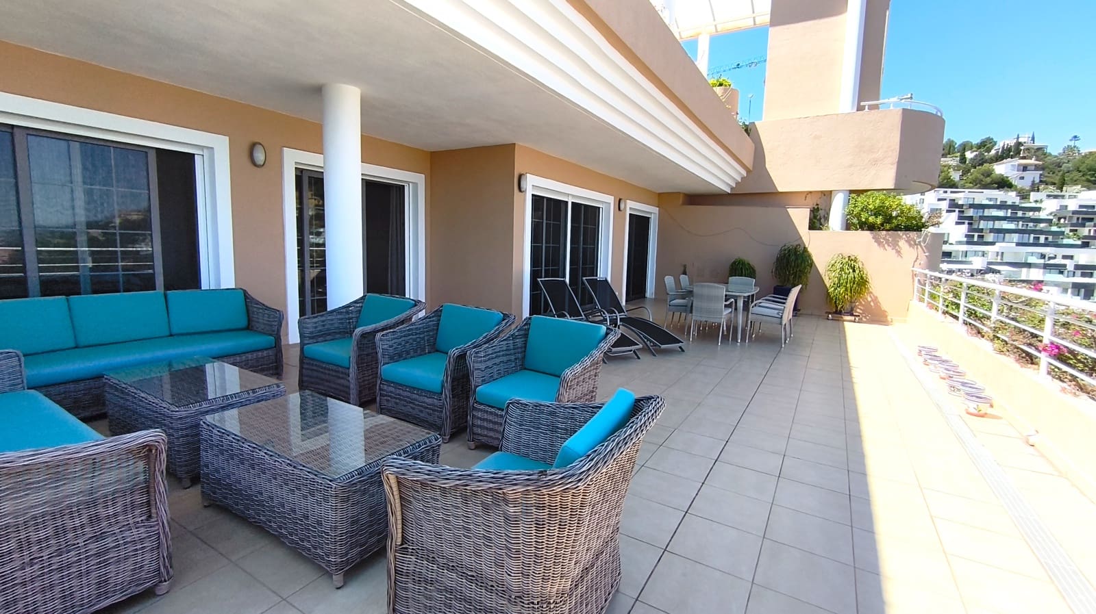 3 bedroom Apartment for sale in Denia with pool garage - € 550,000 (Ref: 9865887)