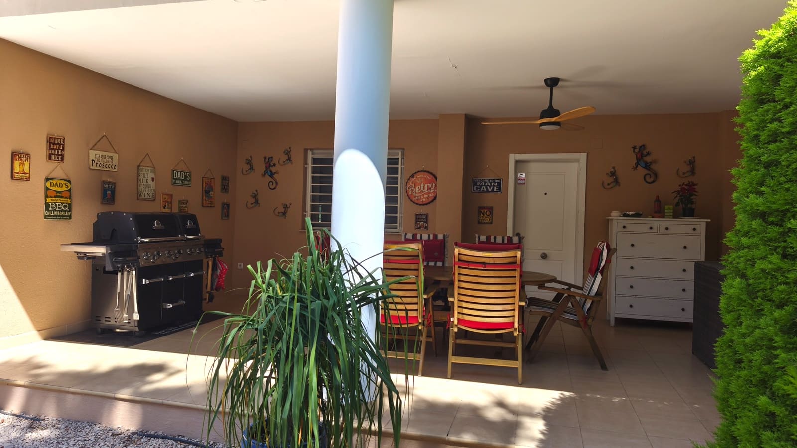 3 bedroom Apartment for sale in Denia with pool garage - € 550,000 (Ref: 9865887)