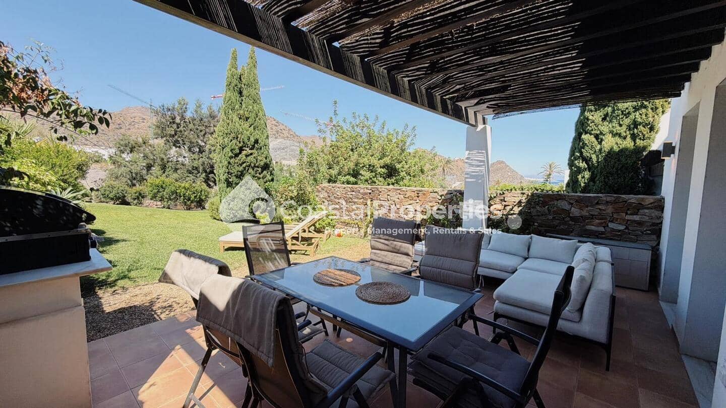 3 bedroom Townhouse for sale in Mojacar with pool garage - € 650,000 (Ref: 10060604)