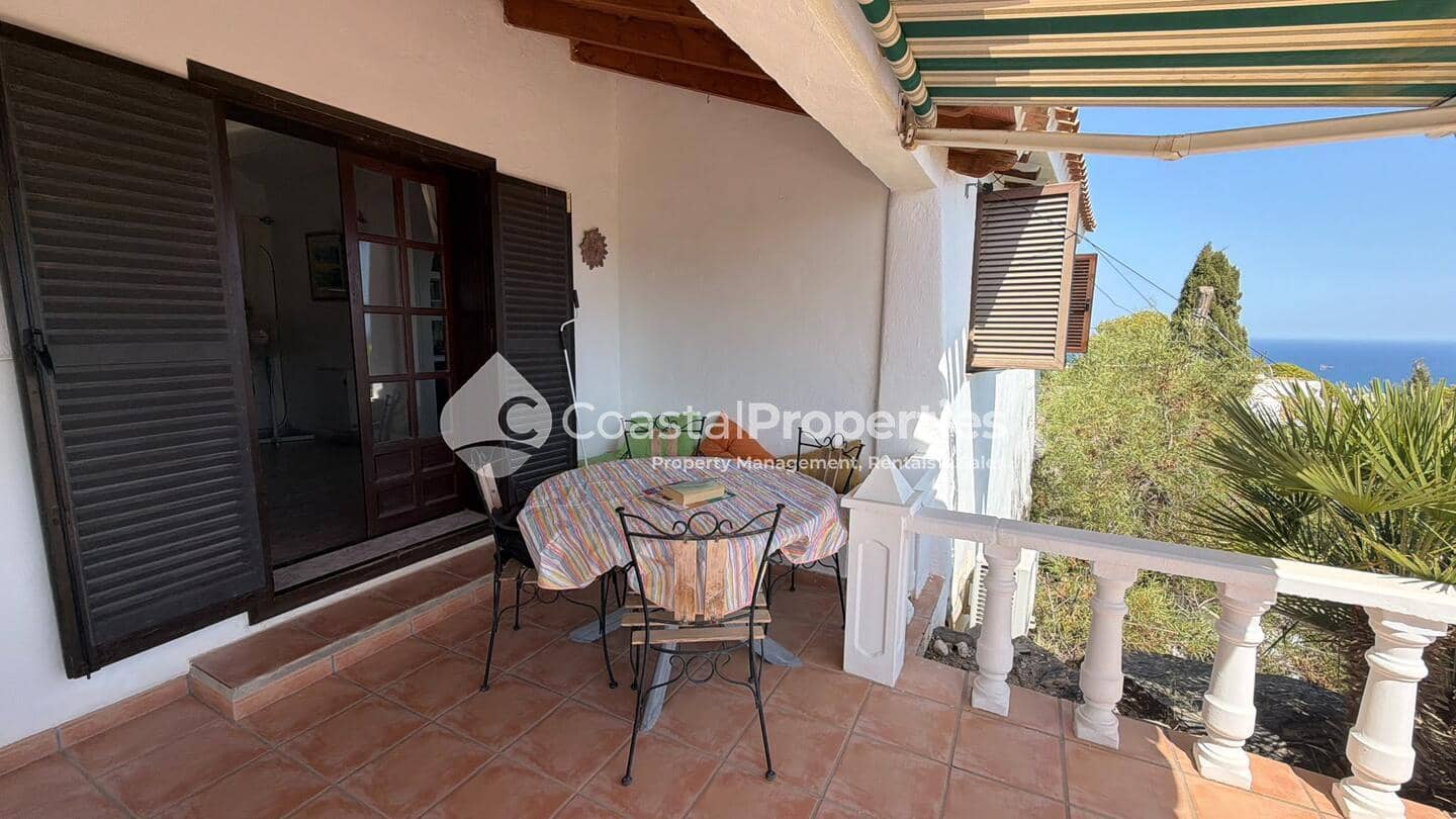 3 Zimmer Villa zu verkaufen in La Parata mit Pool - 550.000 € (Ref: 10073332)