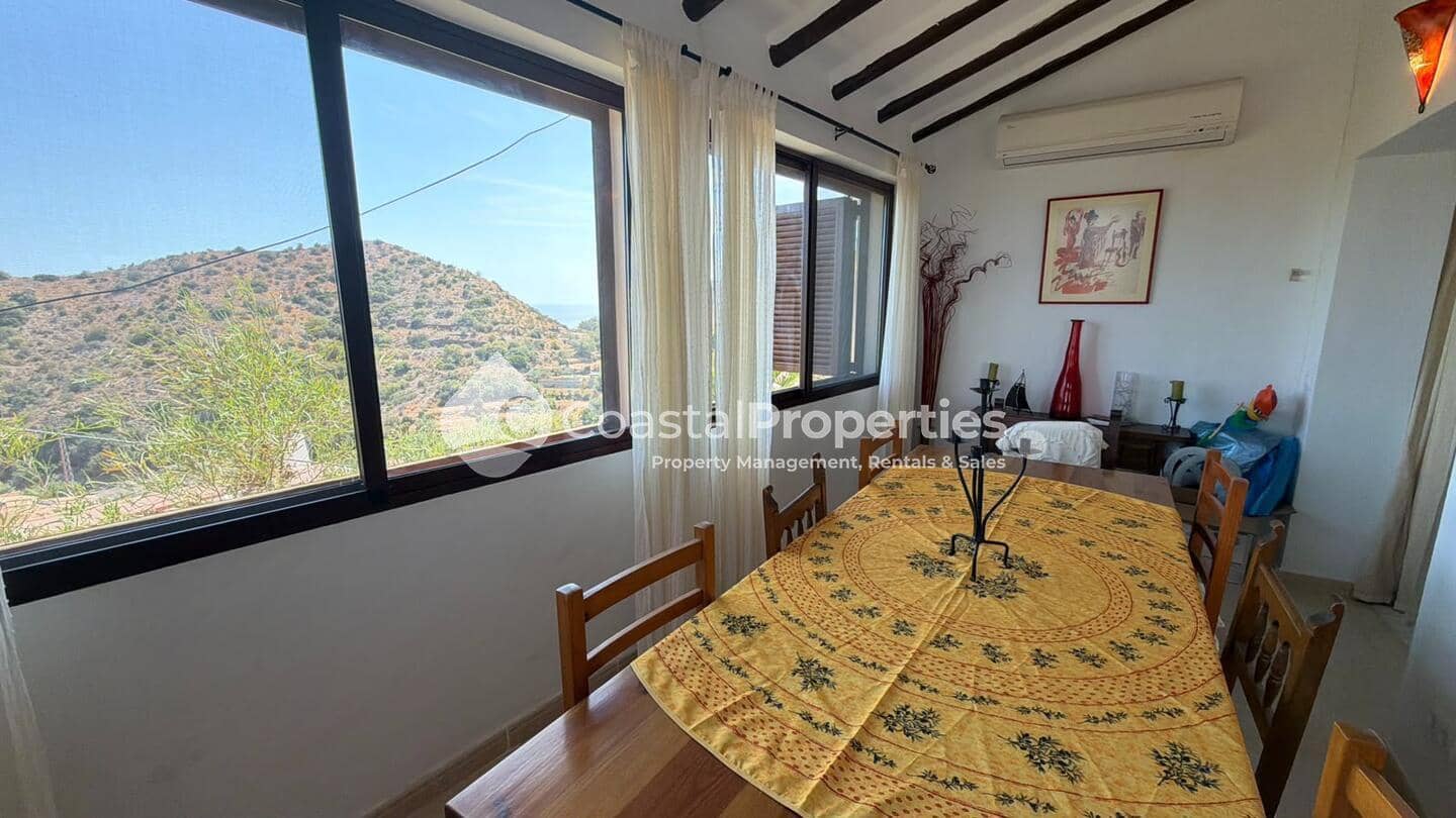 3 Zimmer Villa zu verkaufen in La Parata mit Pool - 550.000 € (Ref: 10073332)