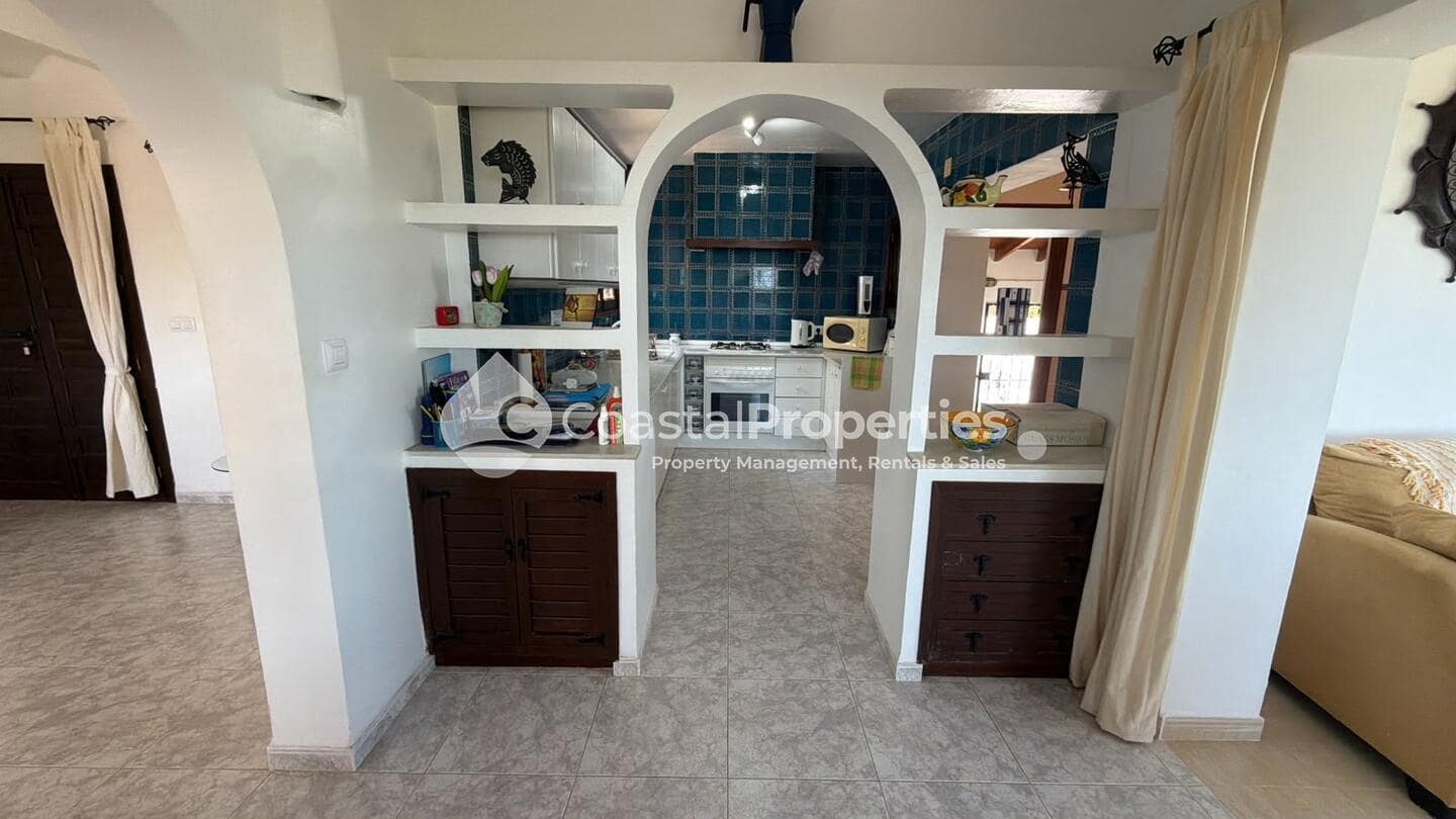 3 Zimmer Villa zu verkaufen in La Parata mit Pool - 550.000 € (Ref: 10073332)