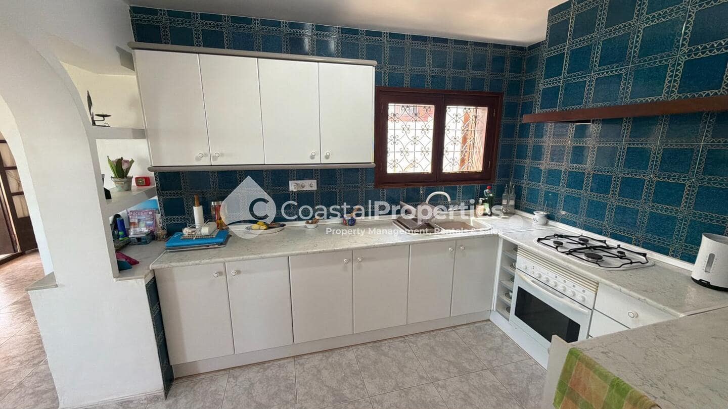3 Zimmer Villa zu verkaufen in La Parata mit Pool - 550.000 € (Ref: 10073332)