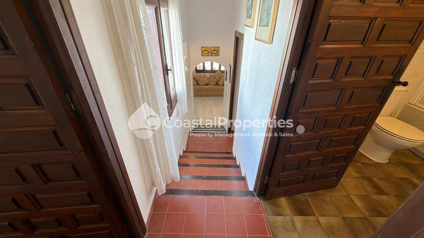 3 Zimmer Villa zu verkaufen in La Parata mit Pool - 550.000 € (Ref: 10073332)