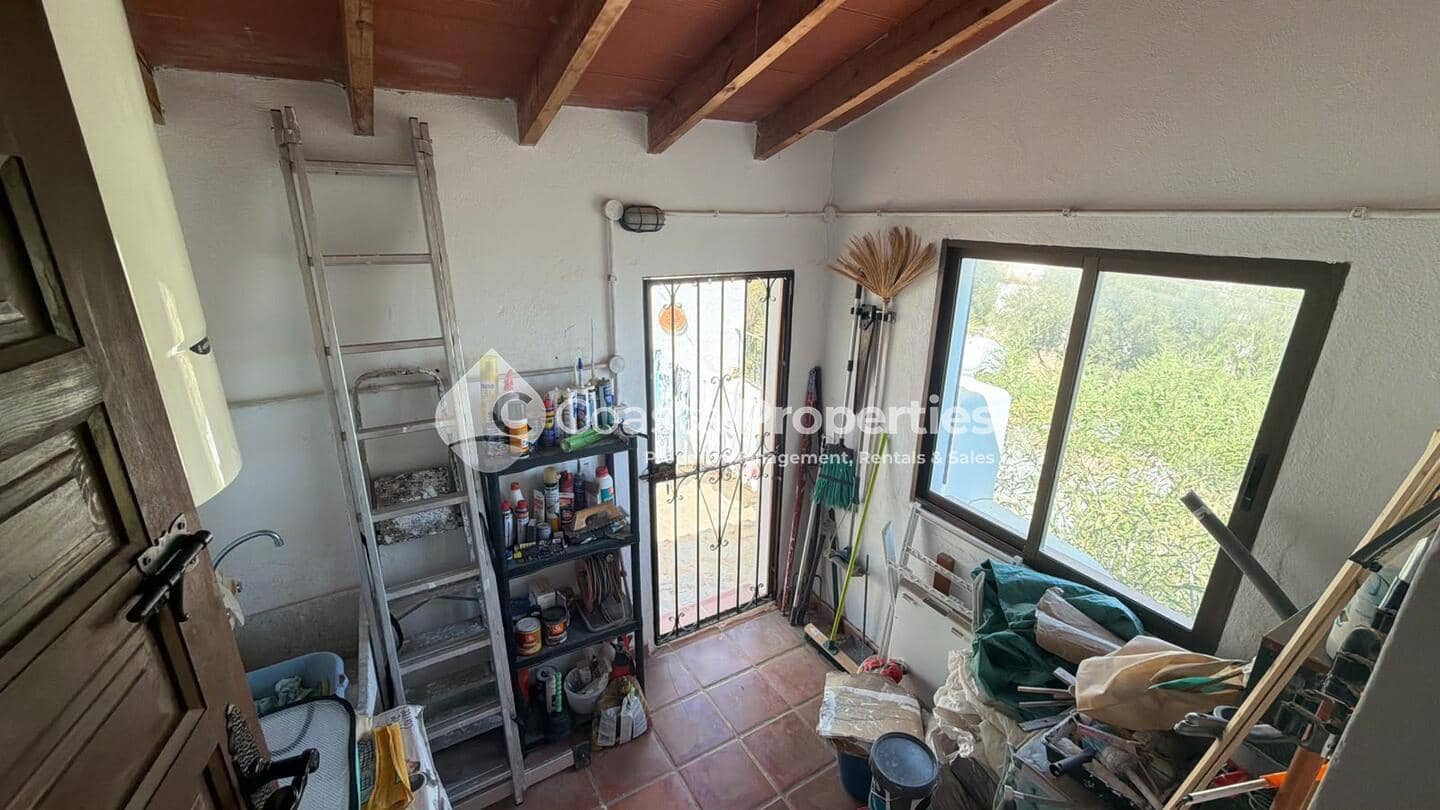 3 Zimmer Villa zu verkaufen in La Parata mit Pool - 550.000 € (Ref: 10073332)