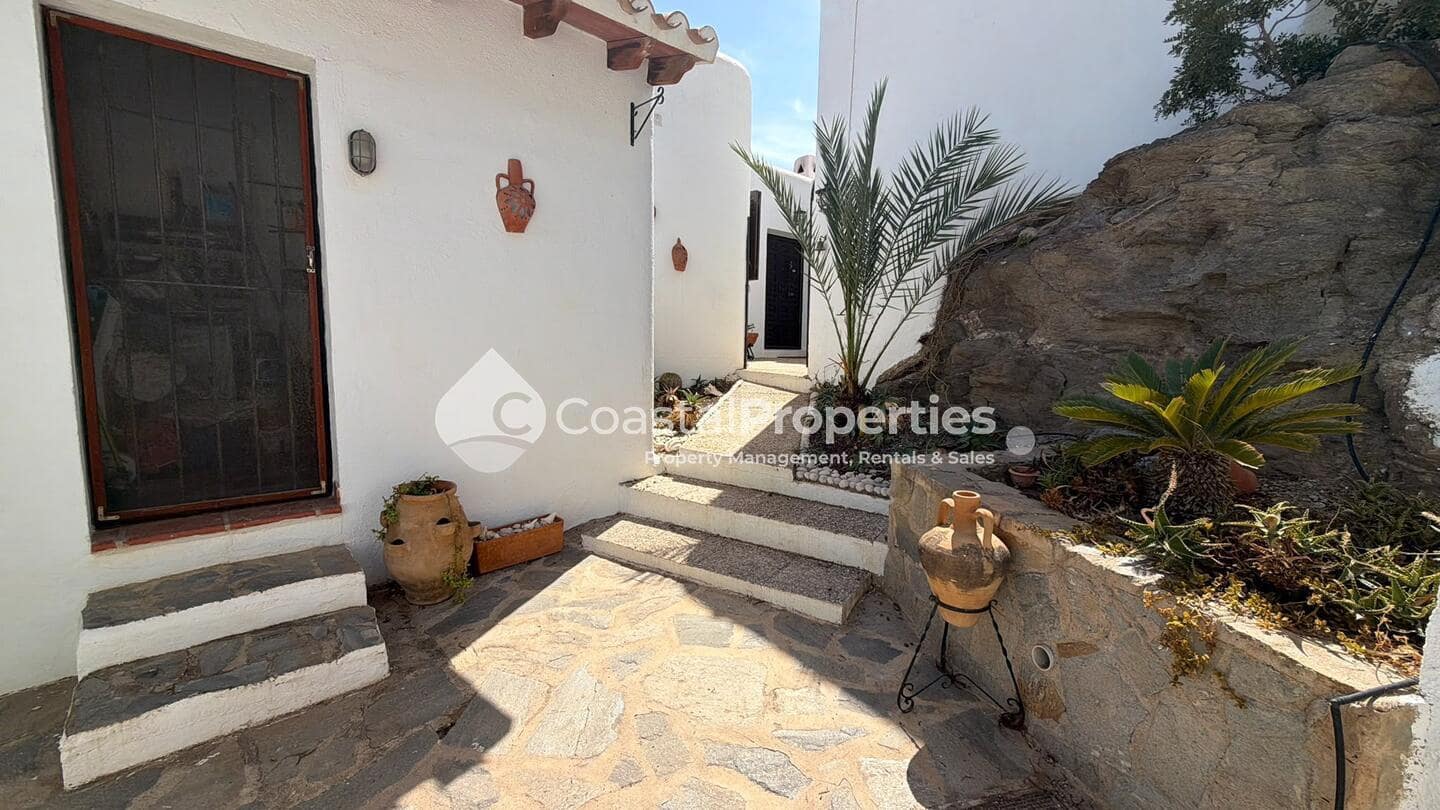 3 Zimmer Villa zu verkaufen in La Parata mit Pool - 550.000 € (Ref: 10073332)