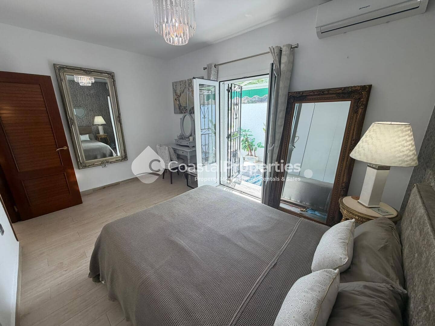 4 sypialnia Willa na sprzedaż w Mojacar z basenem - 950 000 € (Ref: 10136403)