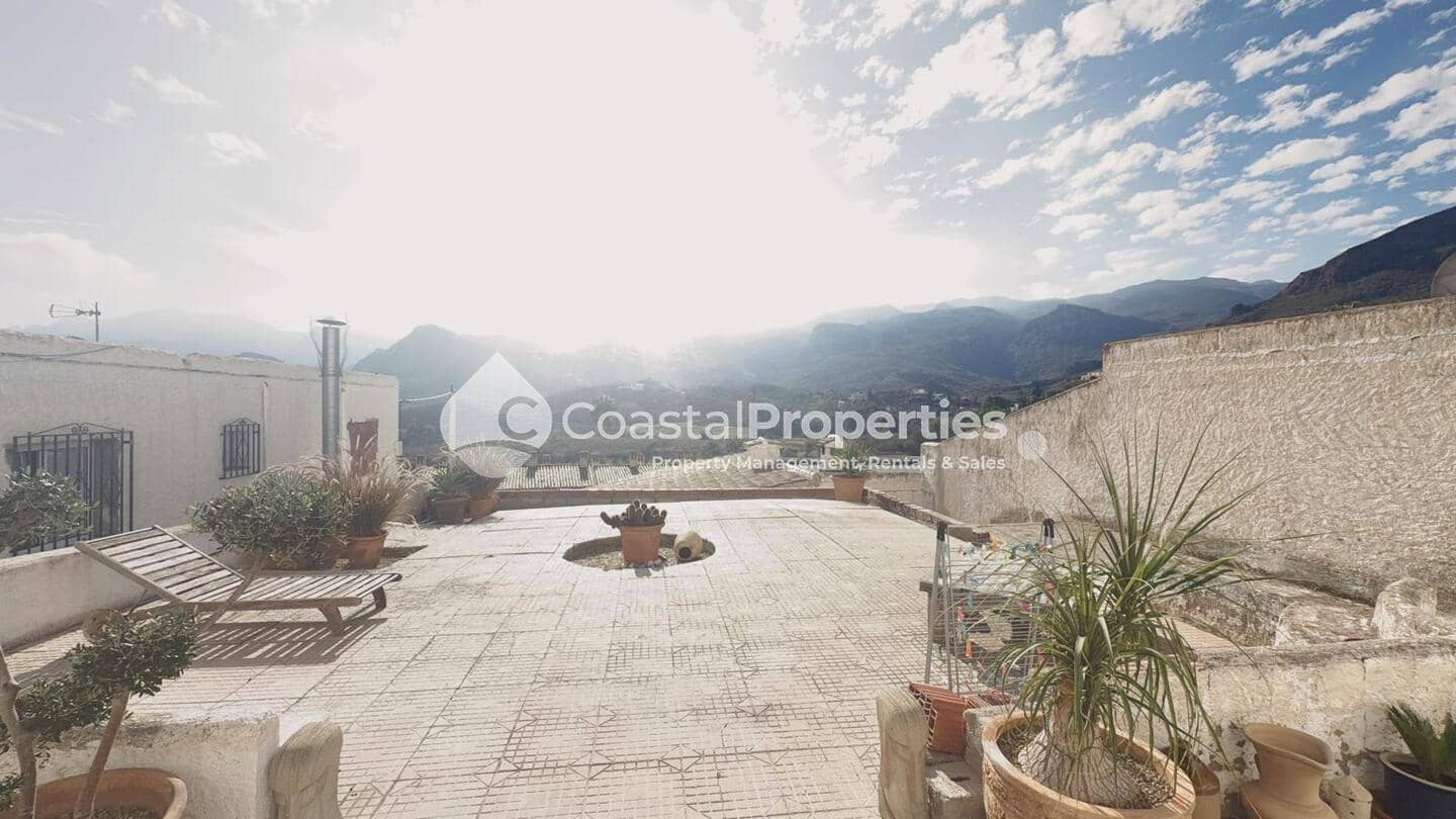 2 bedroom Apartment for rent in Turre with garage - € 600 (Ref: 10158430)