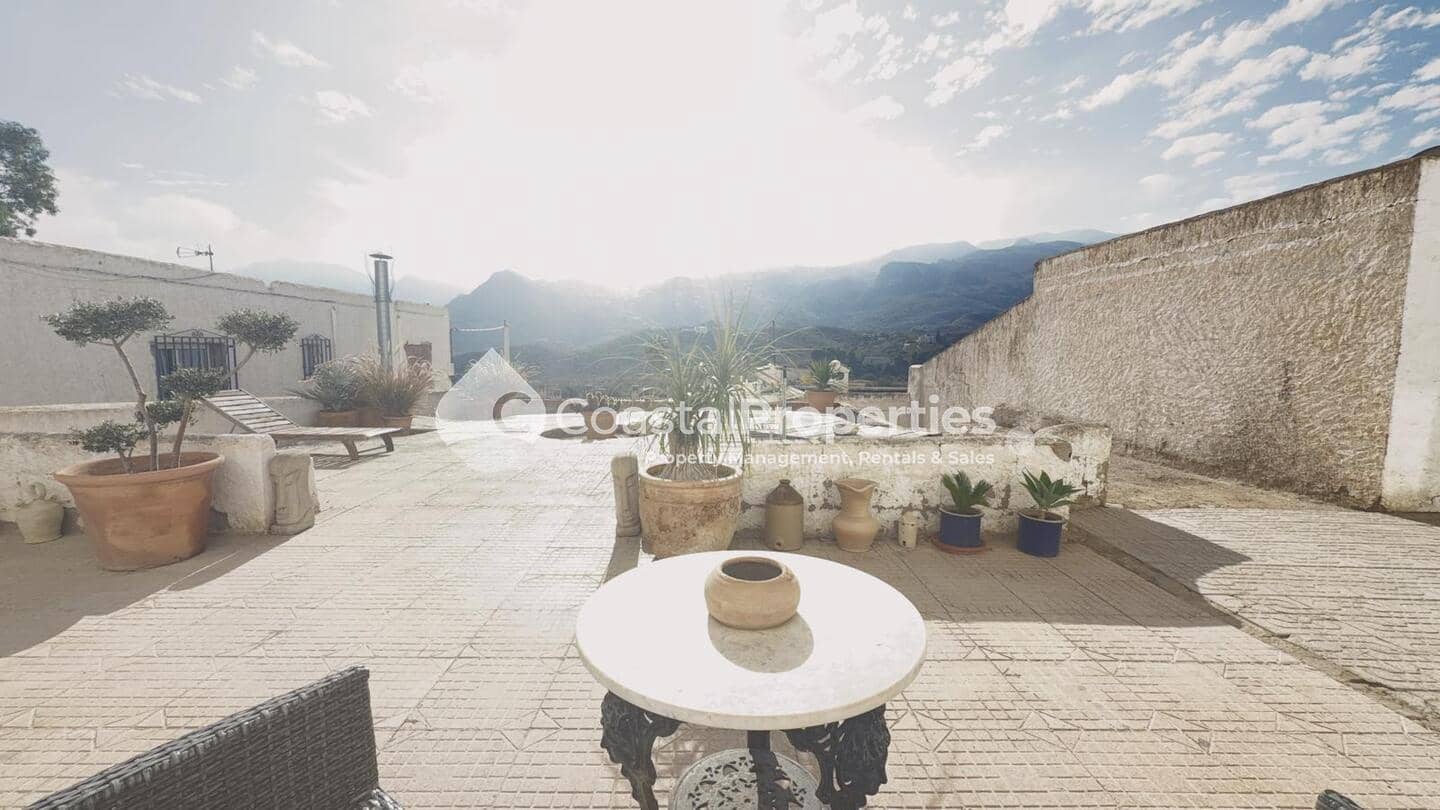 2 bedroom Apartment for rent in Turre with garage - € 600 (Ref: 10158430)