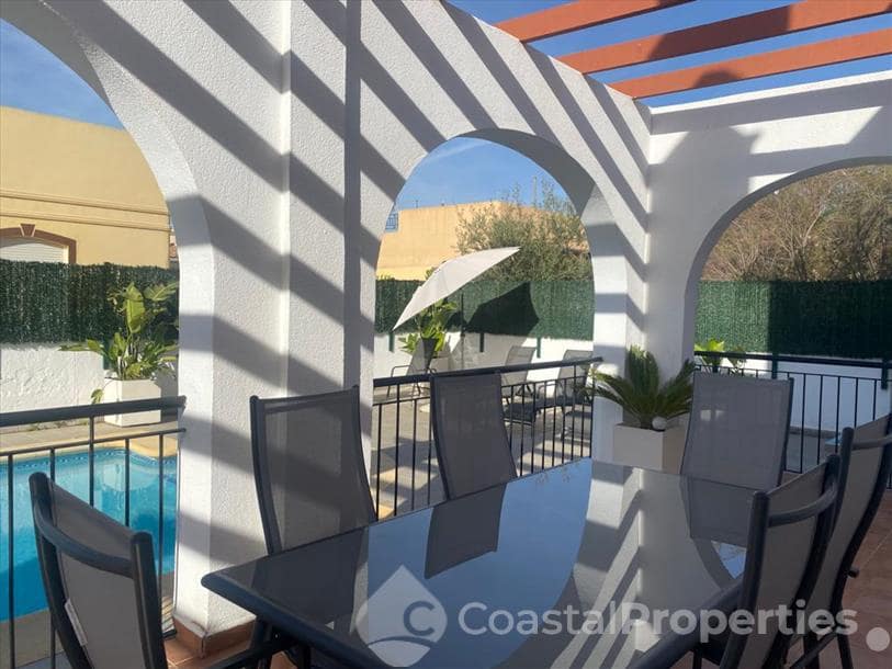 3 Zimmer Ferienvilla in Mojacar mit Pool Garage - 1.169 € (Ref: 6761248)