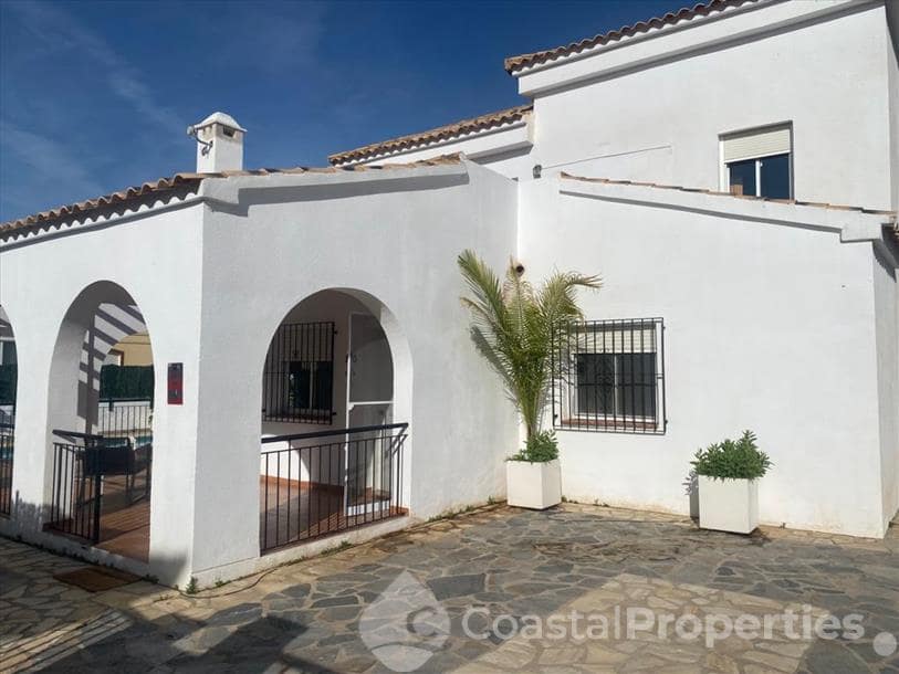 3 sovrum Villa för semesterbostäder i Turre med pool garage - 1 169 € (Ref: 6761248)