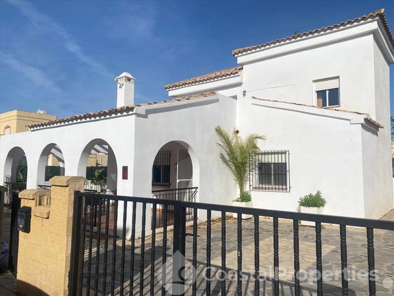 3 sovrum Villa för semesterbostäder i Turre med pool garage - 1 169 € (Ref: 6761248)