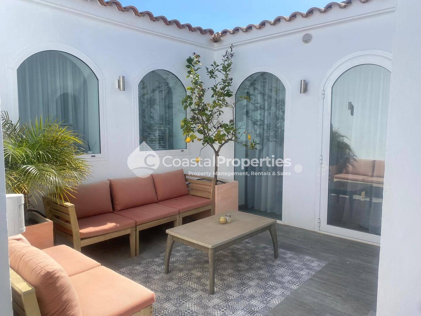 3 bedroom Villa for sale in El Cortijo Grande with pool garage - € 270,000 (Ref: 8318798)