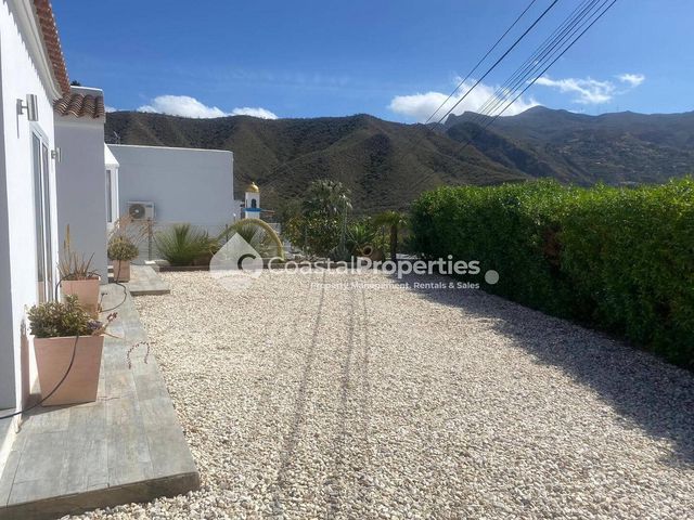 3 bedroom Villa for sale in El Cortijo Grande, Turre with pool garage - € 270,000 (Ref: 8318798)