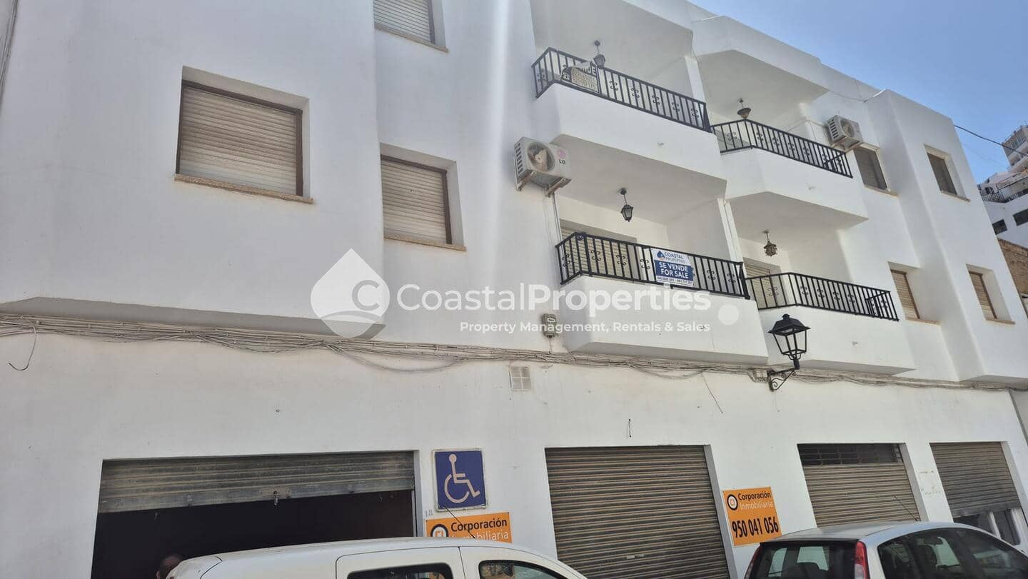 4 bedroom Apartment for sale in Mojacar with garage - € 155,000 (Ref: 8553120)