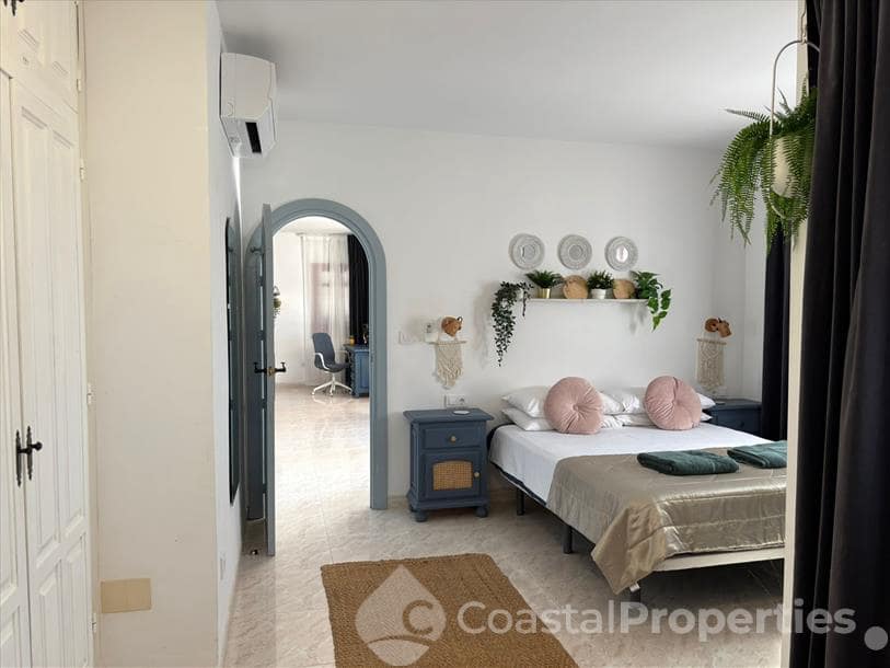 4 sovrum Villa för semesterbostäder i Turre med pool garage - 1 575 € (Ref: 8589479)