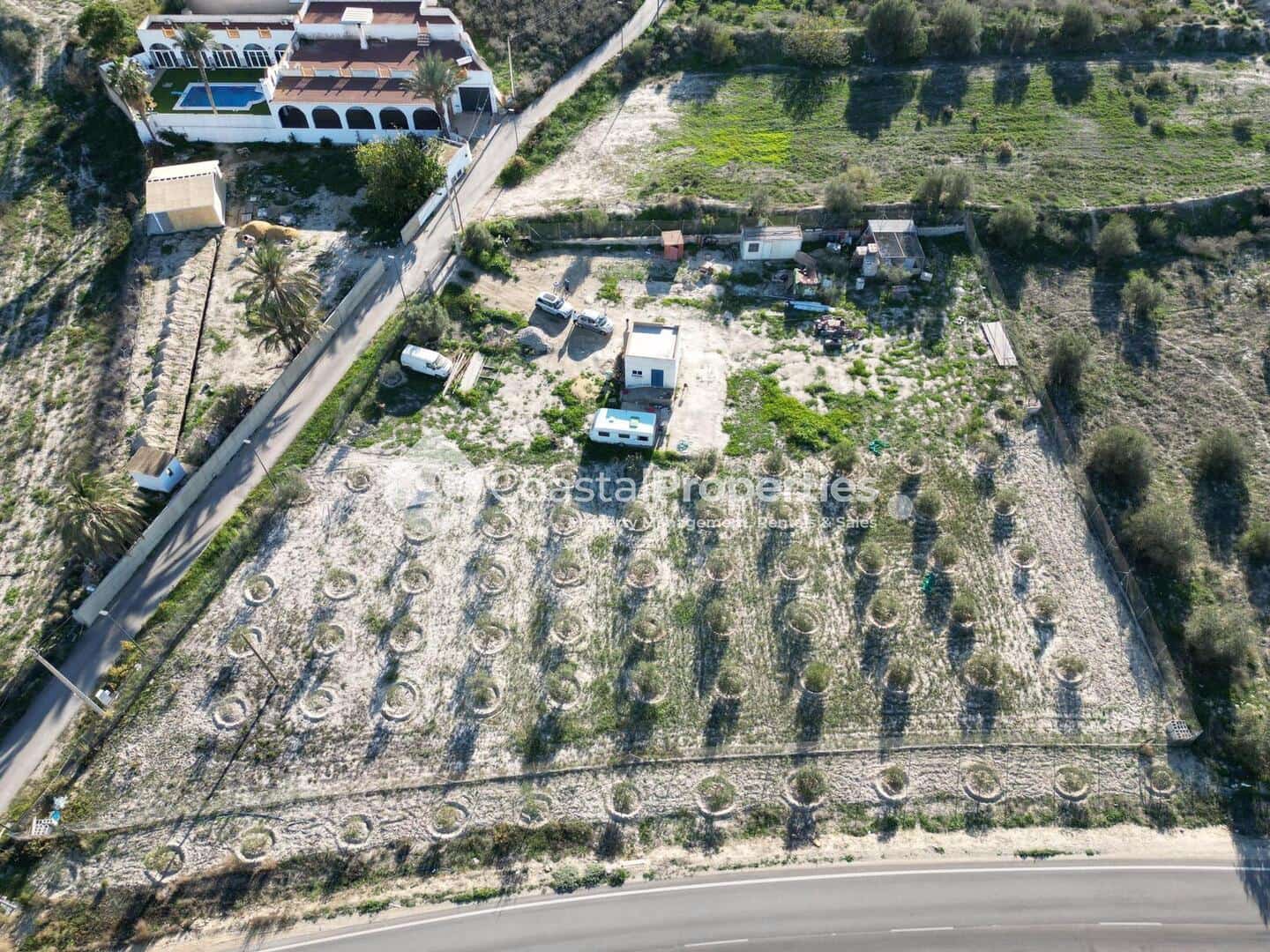 Grunde uden byggetilladelser til salg i Turre - € 90.000 (Ref: 8665769)
