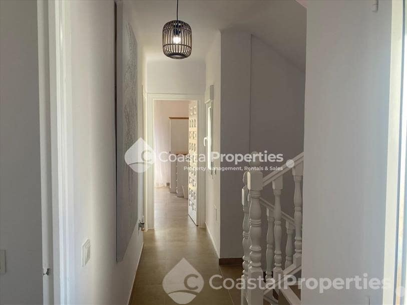   3 soveværelse   ferieVilla i Turre   med   swimmingpool   - € 1.400 (Ref: 8769054)