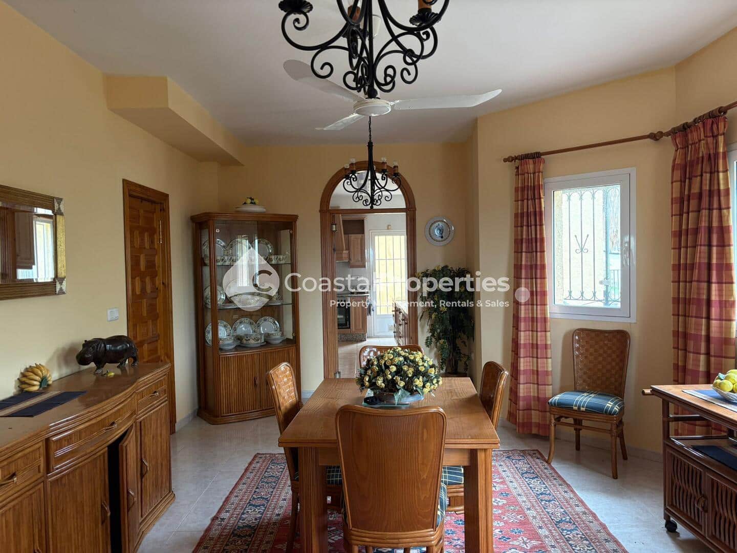 4 makuuhuone Huvila myytävänä paikassa Mojacar mukana uima-altaan - 725 000 € (Ref: 9125912)