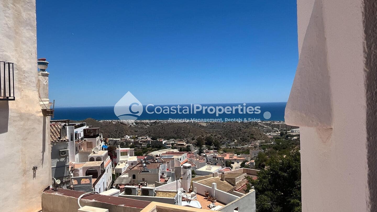 9 makuuhuone Omakotitalo myytävänä paikassa Mojacar - 350 000 € (Ref: 9449707)