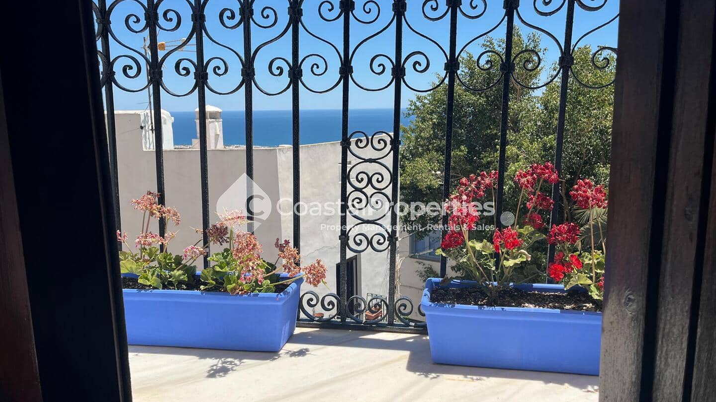 9 makuuhuone Omakotitalo myytävänä paikassa Mojacar - 350 000 € (Ref: 9449707)