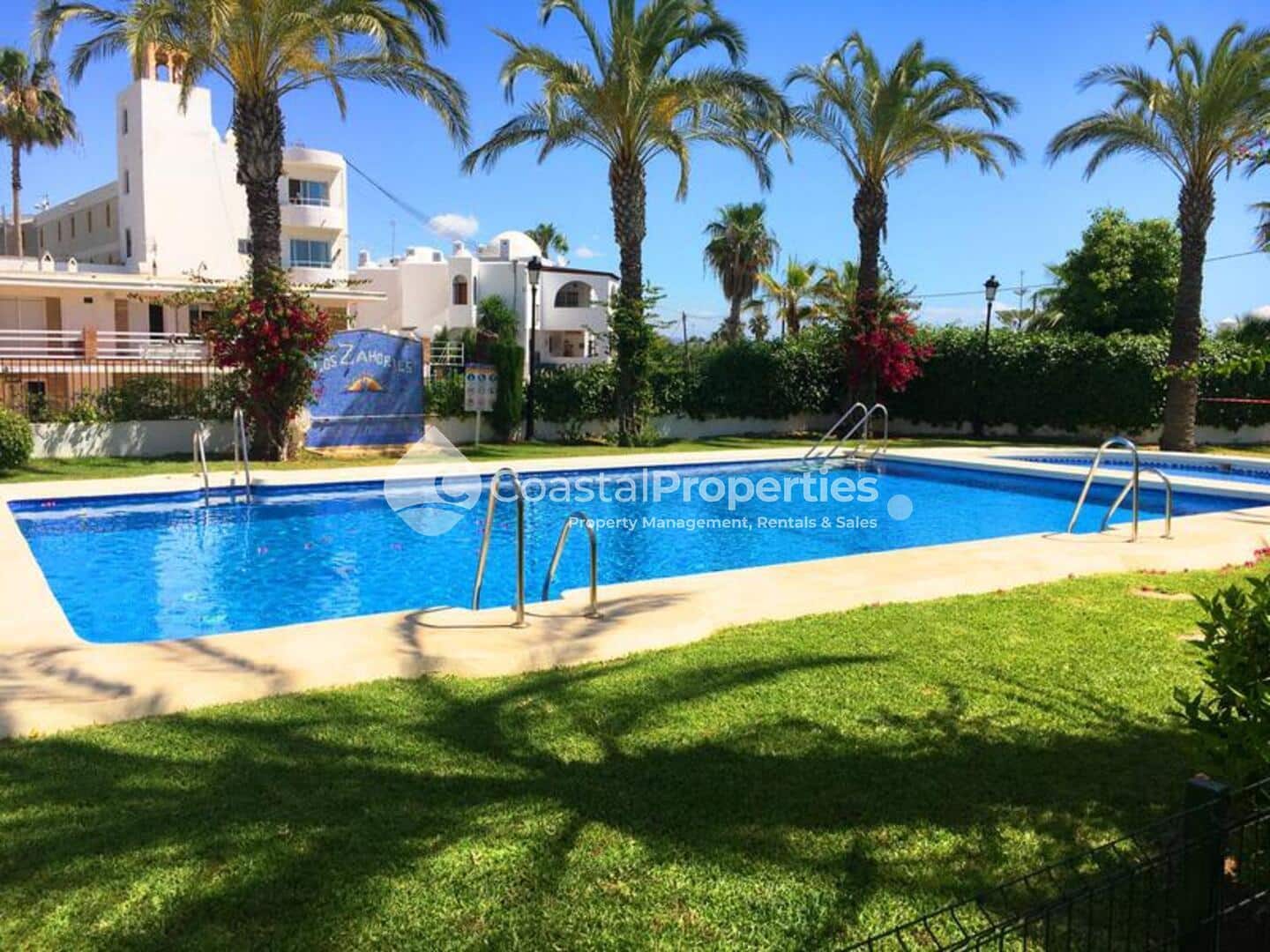 4 bedroom Townhouse for sale in Mojacar with pool - € 350,000 (Ref: 9516325)