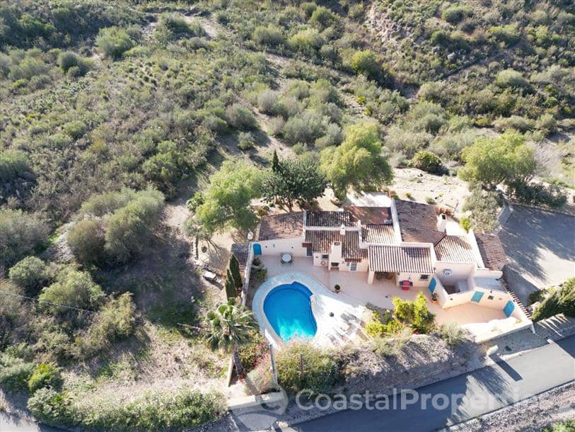 3 bedroom Villa for holiday rental in Mojacar with pool garage - € 1,400 (Ref: 9541984)