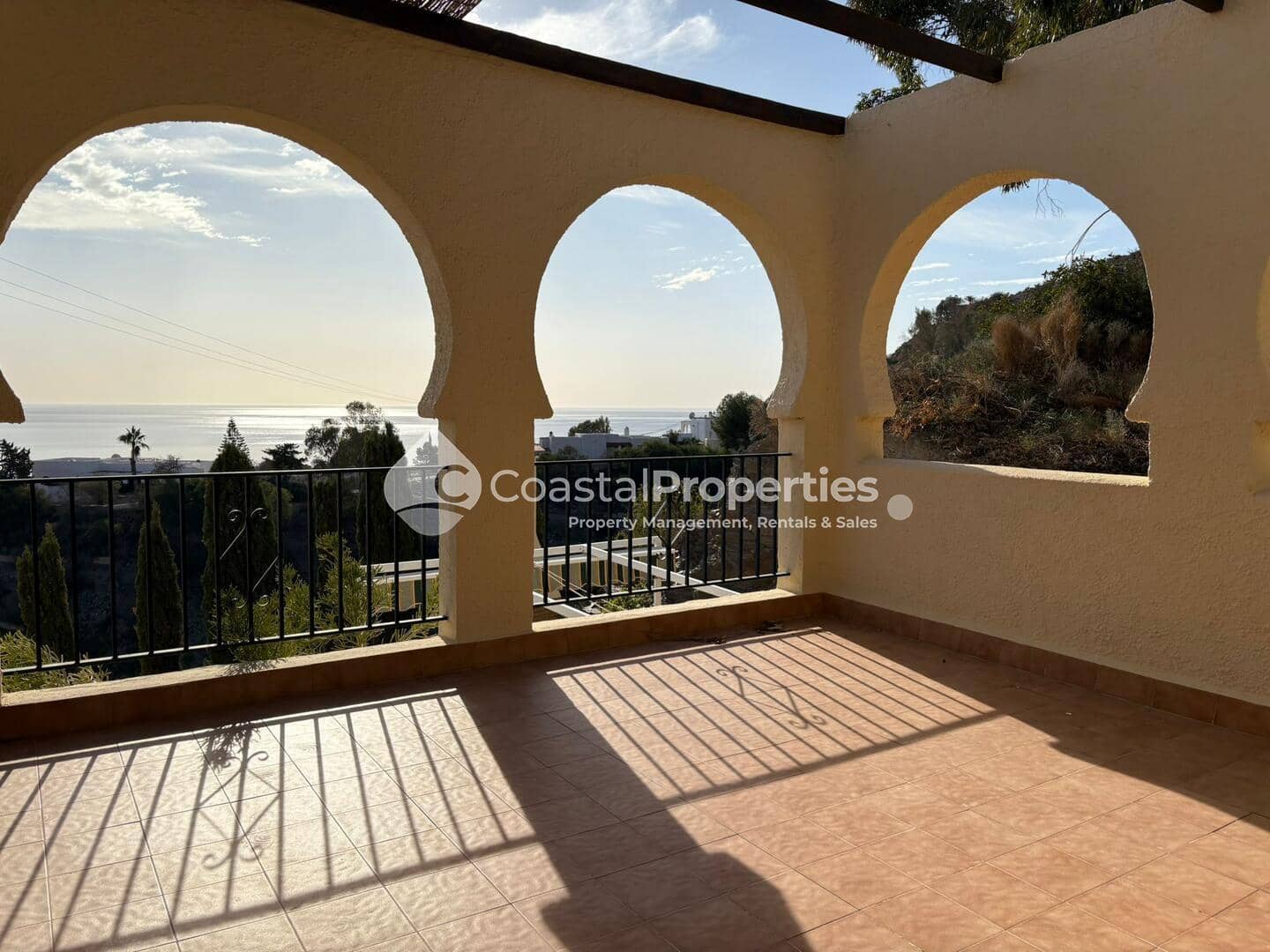 4 bedroom Villa for sale in Mojacar with pool - € 695,000 (Ref: 9834651)