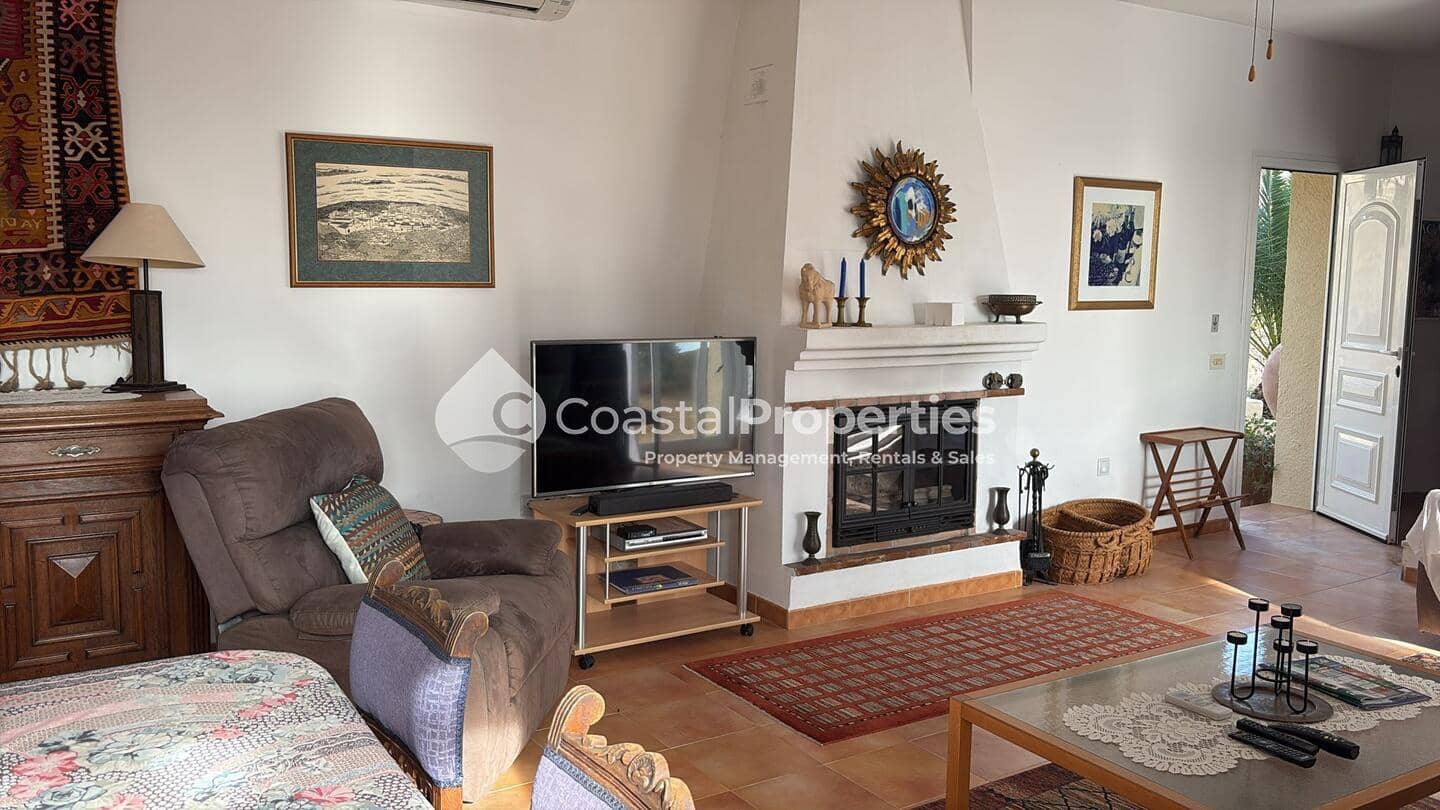 4 bedroom Villa for sale in Mojacar with pool - € 695,000 (Ref: 9834651)