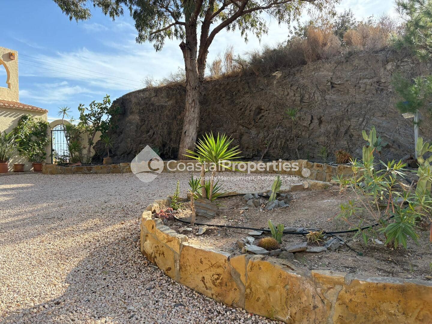 4 bedroom Villa for sale in Mojacar with pool - € 695,000 (Ref: 9834651)