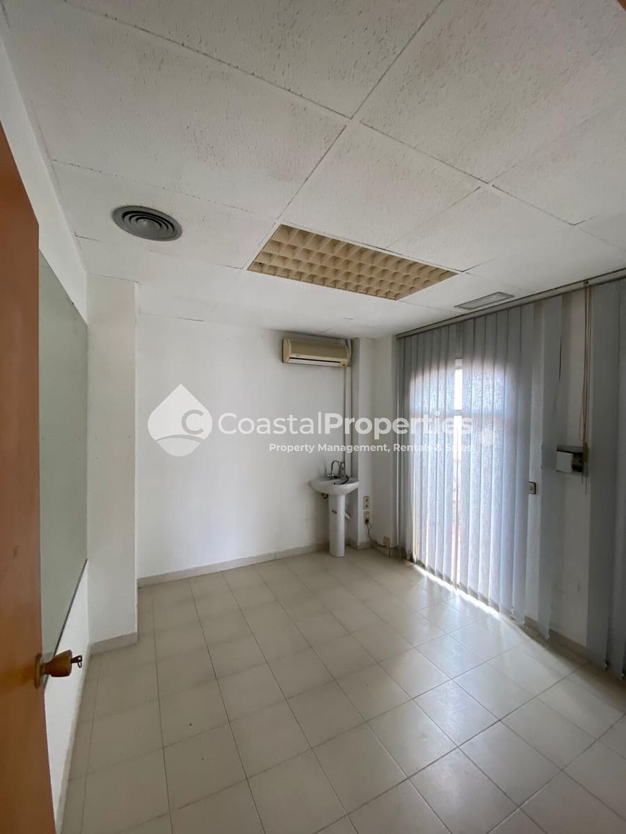 Comercial para arrendar em Mojacar - 1 650 € (Ref: 9844469)