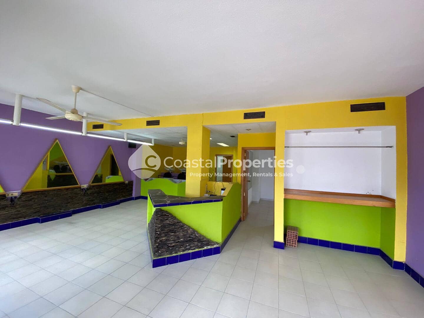 Comercial para arrendar em Mojacar - 1 650 € (Ref: 9844469)