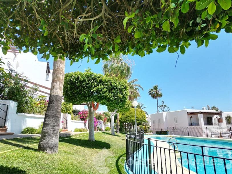 3 bedroom Apartment for holiday rental in Turre with pool - € 875 (Ref: 9848292)
