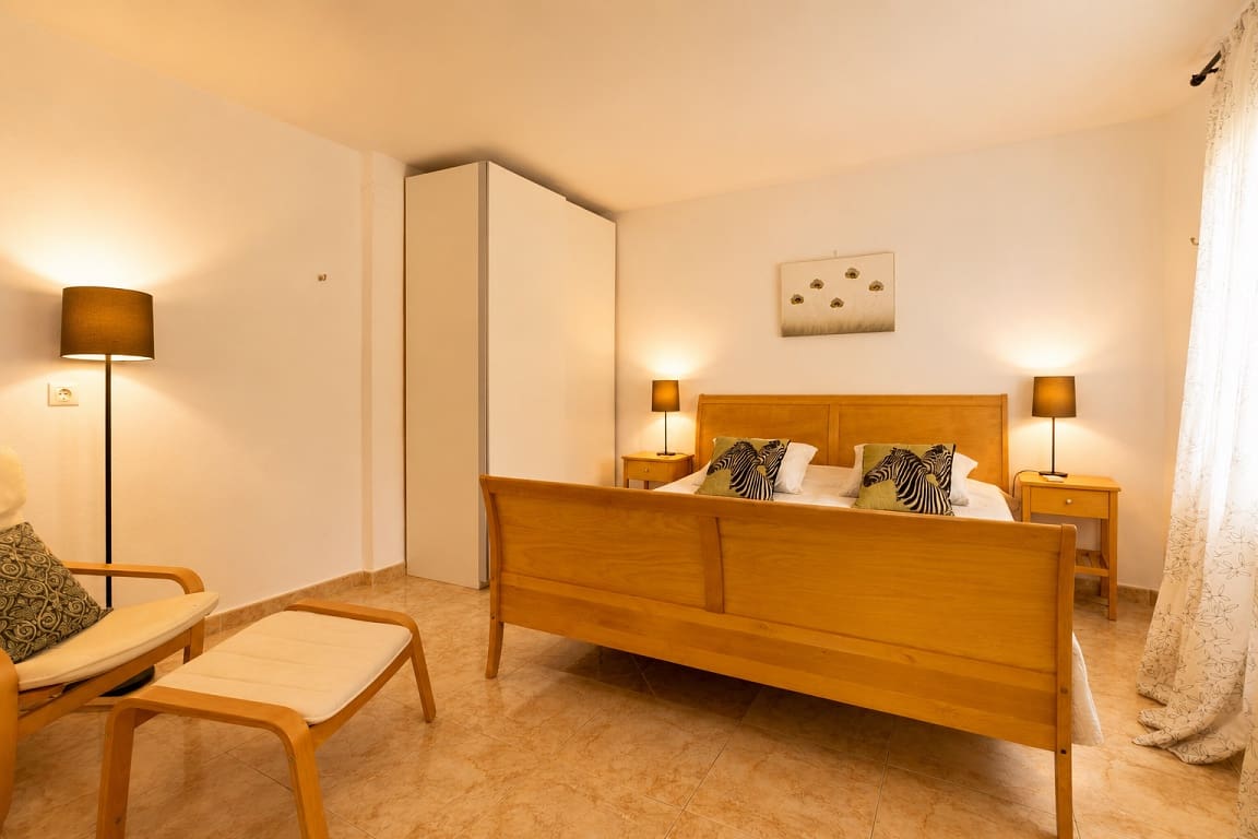 5 sypialnia Willa na sprzedaż w La Nucia z basenem garażem - 595 000 € (Ref: 10002485)