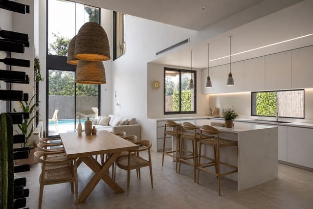 Chalet de 4 habitaciones en Albir, Alfaz del Pi / L'Alfàs del Pi en venta con piscina garaje - 895.000 € (Ref: 10021992)