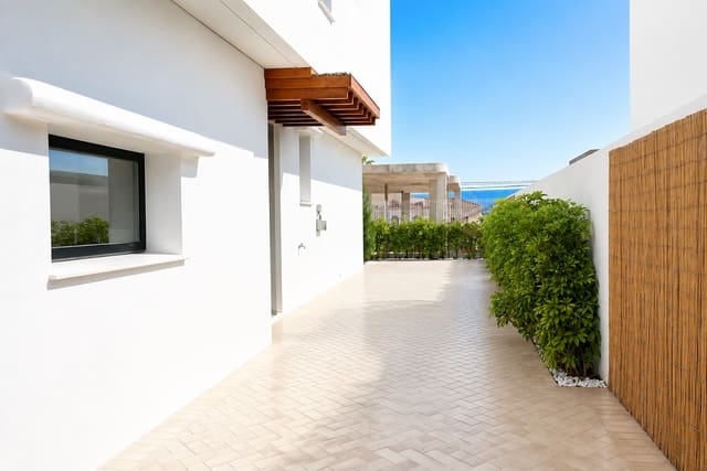 4 sypialnia Willa na sprzedaż w Albir, Alfaz del Pi / L'Alfàs del Pi z basenem garażem - 875 000 € (Ref: 10021993)