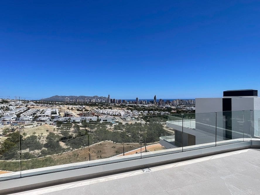 Apartamento de 3 habitaciones en Finestrat en venta con piscina garaje - 645.000 € (Ref: 10044465)
