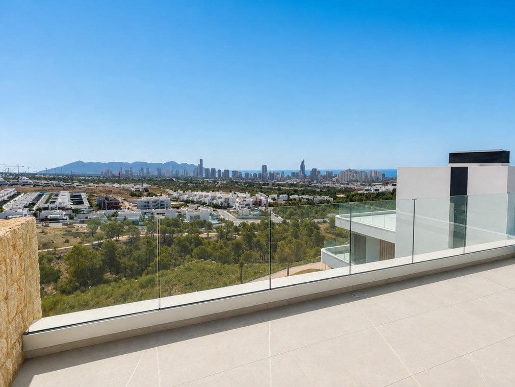 Apartamento de 3 habitaciones en Finestrat en venta con piscina garaje - 645.000 € (Ref: 10044465)