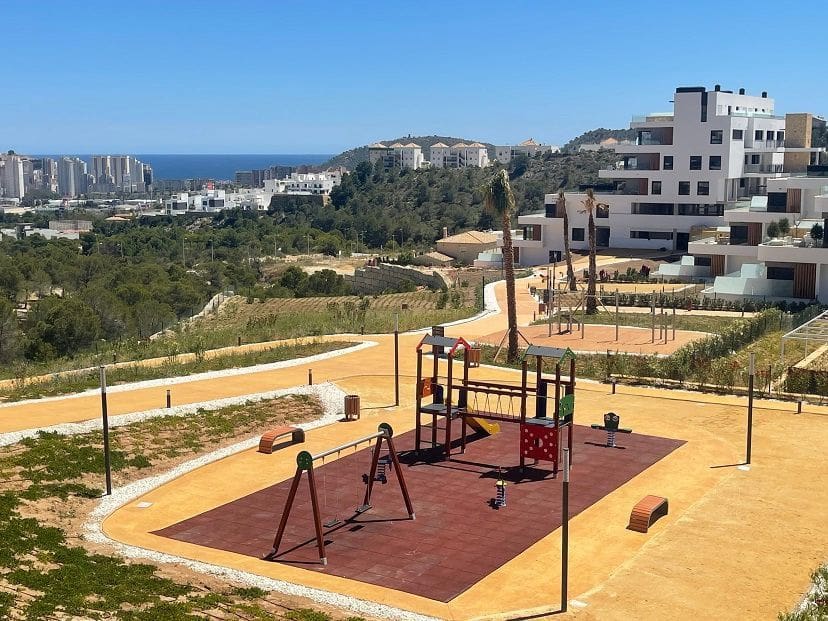 Apartamento de 3 habitaciones en Finestrat en venta con piscina garaje - 645.000 € (Ref: 10044465)