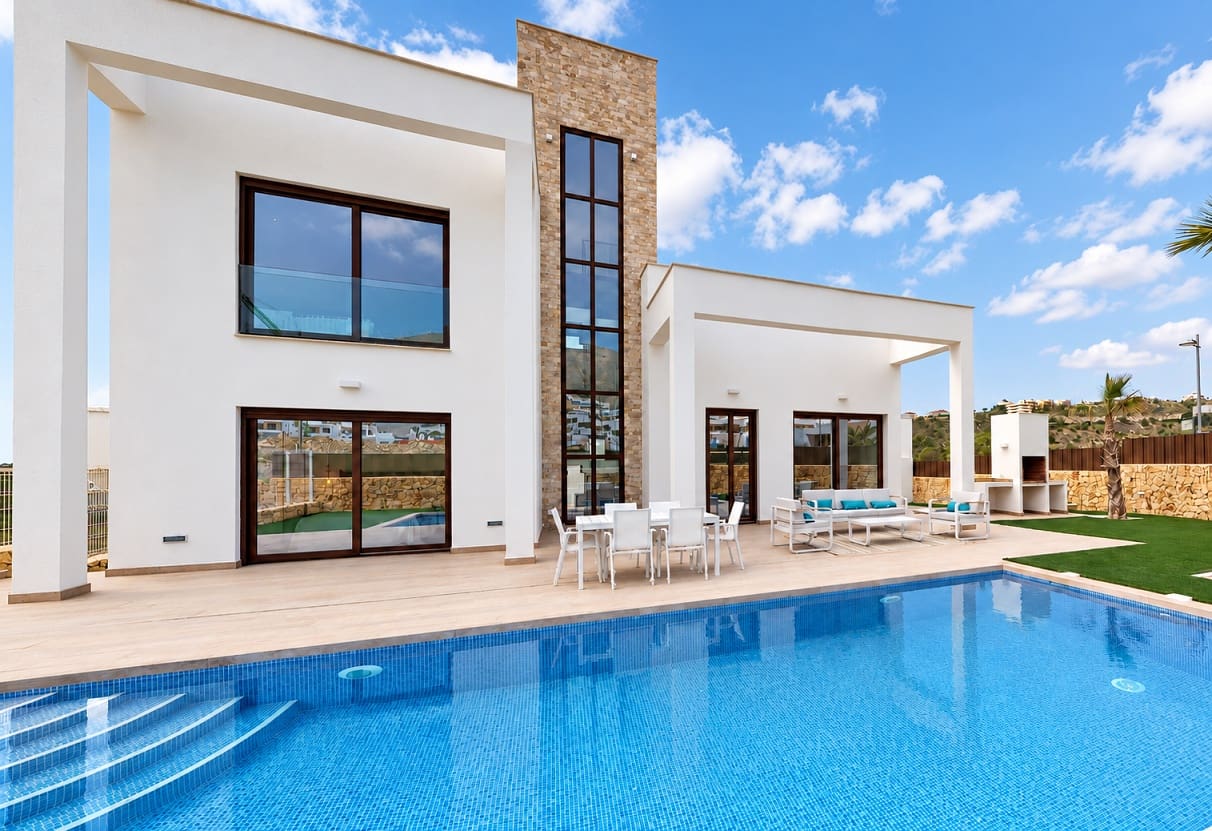 Chalet de 5 habitaciones en Finestrat en venta con piscina garaje - 859.900 € (Ref: 10057979)